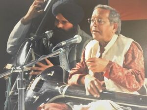 Padamshri Classic Singer सोमदत्त बट्टू कांगड़ा के जासूर के रहने वाले हैं। 