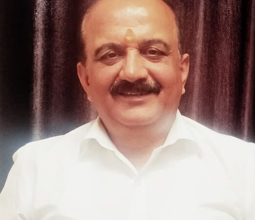 पदोन्नति मुबारक महेश पठानिया : ओबरोय क्लार्क होटल के फ्रंट ऑफिस से शुरू की थी पारी, निभाई हैं राज्यपालों और दो मुख्यमंत्रियों के प्रेस सचिव की ज़िम्मेदारी
