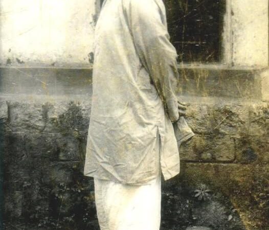 आपातकाल के 50 साल के बहाने : कठिन और खतरनाक दौर में उम्मीद की मशाल जलाई, शांता कुमार ने पहाड़ की जनता के दिल में जगह बनाई