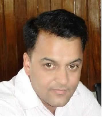 ‘कैलीग्राफी गुरु’ : हैंडराइटिंग सुधारने के लिए दुनिया भर में छाये हैं शिमला के वीरेंद्र कुमार
