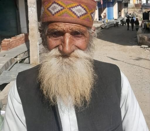 85 साल के गूर जरबु राम का संयम और त्याग बेमिसाल, खुले आकाश के नीचे गुजारे दिये जीवन के साठ साल